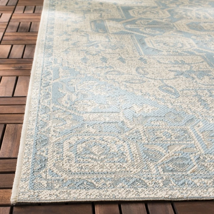 Safavieh Beach House BHS138 Aqua / Cream 4' X 4' Round Area Rug