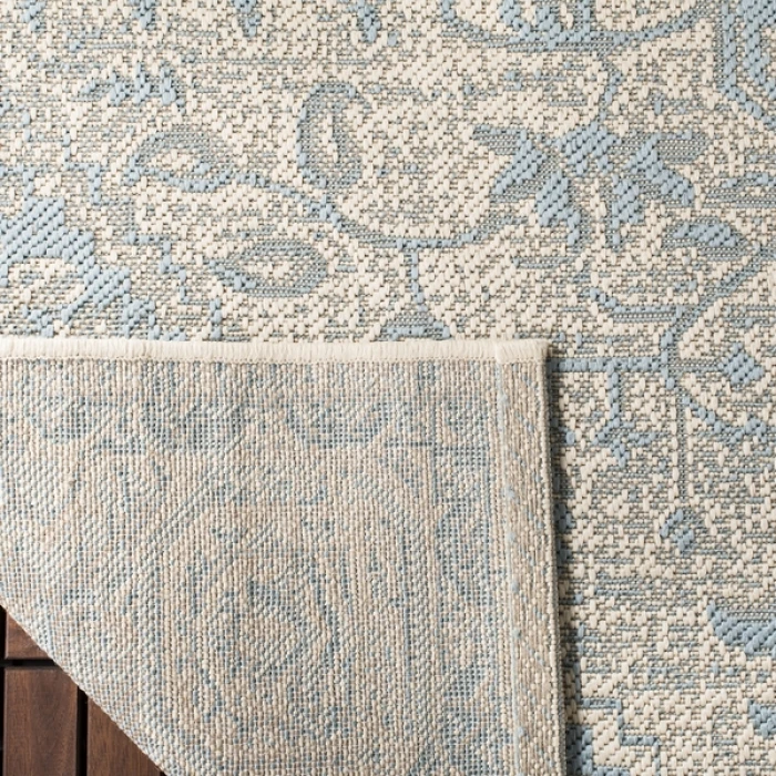 Safavieh Beach House BHS138 Aqua / Cream 4' X 4' Round Area Rug