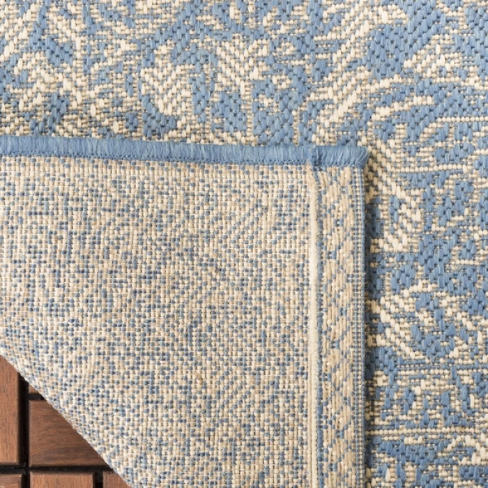 Safavieh Beach House BHS139 Cream / Blue 4' X 4' Round Area Rug