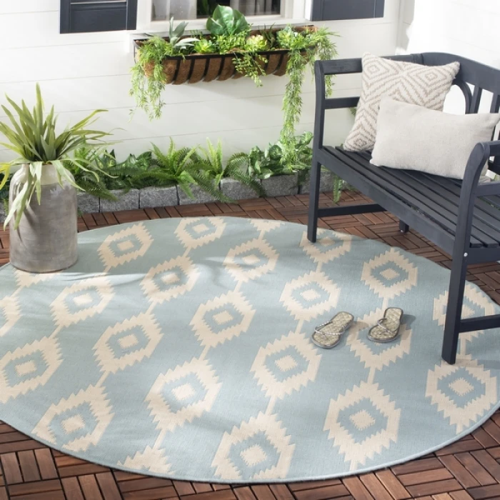 Safavieh Beach House BHS171 Cream / Aqua 6'-7" X 6'-7" Round Area Rug