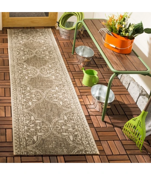 Safavieh Beach House BHS174 Cream / Beige 2'-2" X 8' Runner Area Rug