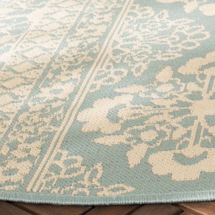 Safavieh Beach House BHS174 Cream / Aqua 8' X 8' Round Area Rug