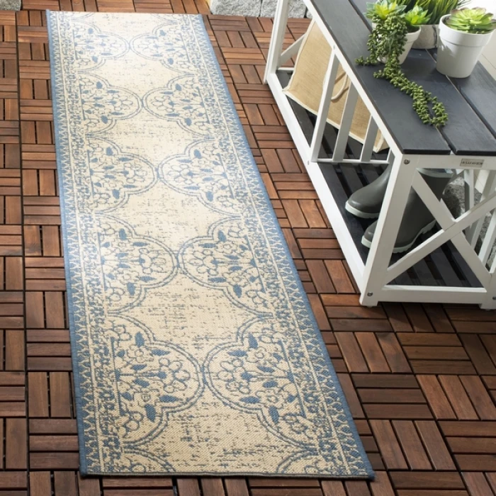 Safavieh Beach House BHS174 Blue / Creme 2'-2" X 6' Runner Area Rug