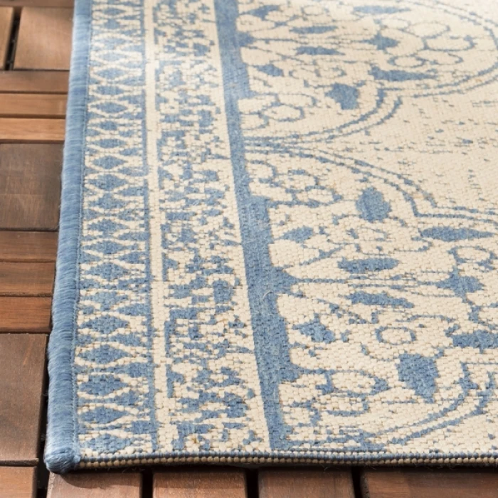 Safavieh Beach House BHS174 Blue / Creme 8' X 10' Rectangle Area Rug