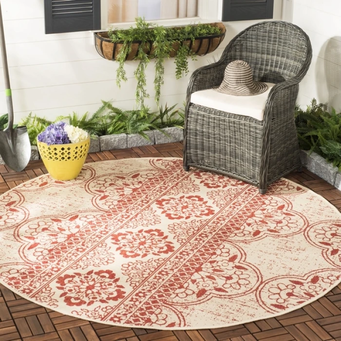 Safavieh Beach House BHS174 Red / Creme 4' X 4' Round Area Rug