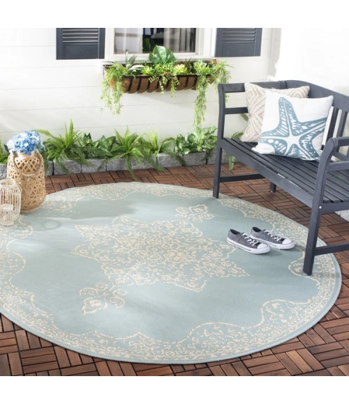 Safavieh Beach House BHS180 Cream / Aqua 8' X 8' Round Area Rug