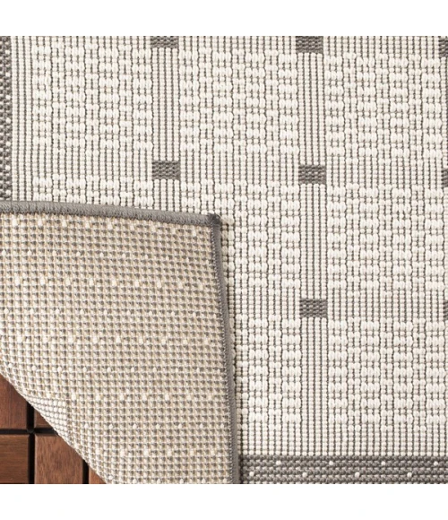 Safavieh Bermuda BMU801 Grey / Ivory 6'-7" X 6'-7" Square Area Rug