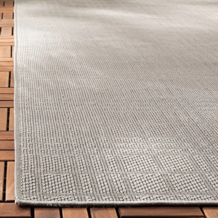 Safavieh Bermuda BMU802 Grey 6'-7" X 6'-7" Round Area Rug