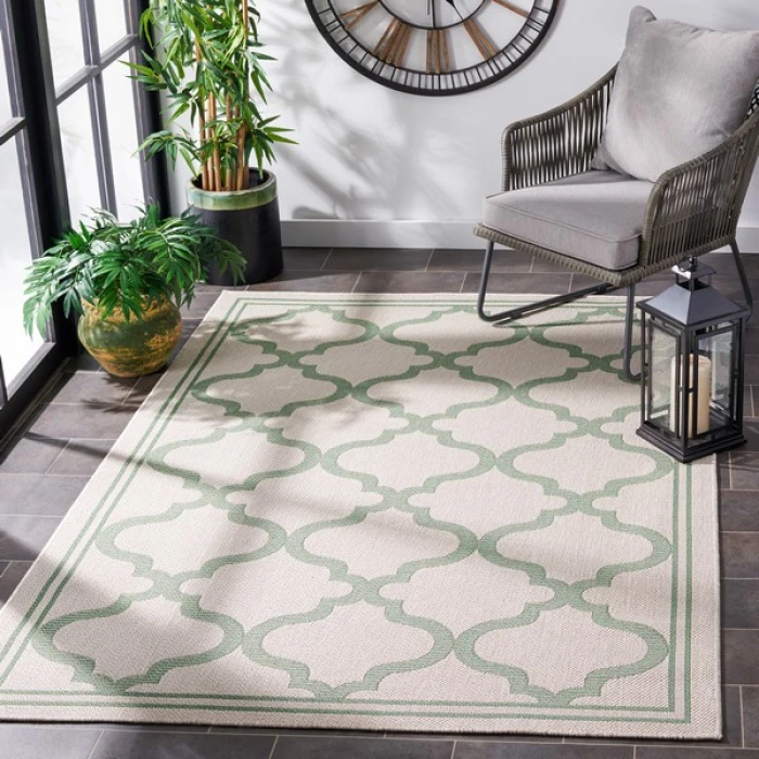 Safavieh Bermuda BMU810 Beige / Green 4' X 6' Rectangle Area Rug