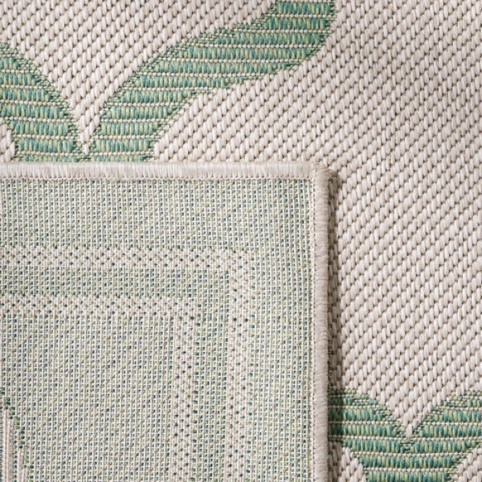 Safavieh Bermuda BMU810 Beige / Green 4' X 6' Rectangle Area Rug