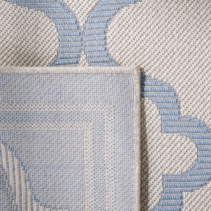 Safavieh Bermuda BMU810 Ivory / Blue 4' X 6' Rectangle Area Rug