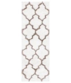 Safavieh Barcelona Shag BSG319 Ivory / Silver 2'-3" X 8' Runner Area Rug