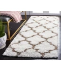 Safavieh Barcelona Shag BSG319 Ivory / Silver 2'-3" X 7' Runner Area Rug