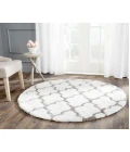 Safavieh Barcelona Shag BSG319 Ivory / Silver 5' X 5' Round Area Rug