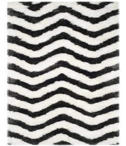 Safavieh Barcelona Shag BSG320 Graphite / Ivory 2'-3" X 7' Runner Area Rug