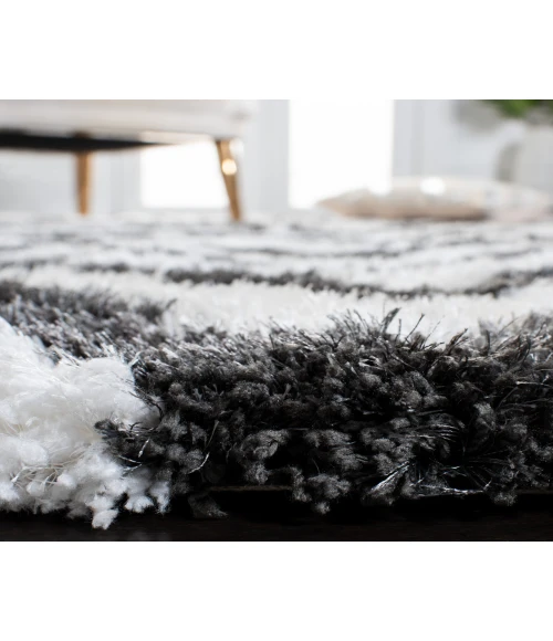 Safavieh Barcelona Shag BSG320 Graphite / Ivory 2' X 3' Accent Area Rug