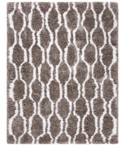 Safavieh Barcelona Shag BSG322 Silver / Ivory 4' X 6' Rectangle Area Rug