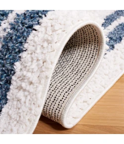 Safavieh Calico Shag Ivory / Blue CLC100 6 ft. 7 in. X 6 ft. 7 in. Square Rug