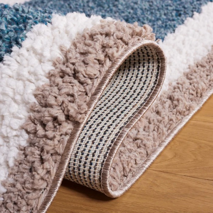 Safavieh Calico Shag Ivory / Blue CLC114 6 ft. 7 in. X 6 ft. 7 in. Square Rug