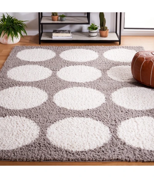 Safavieh Calico Shag Grey / Ivory CLC120 5 ft. 3 in. X 7 ft. 6 in. Rectangle Rug