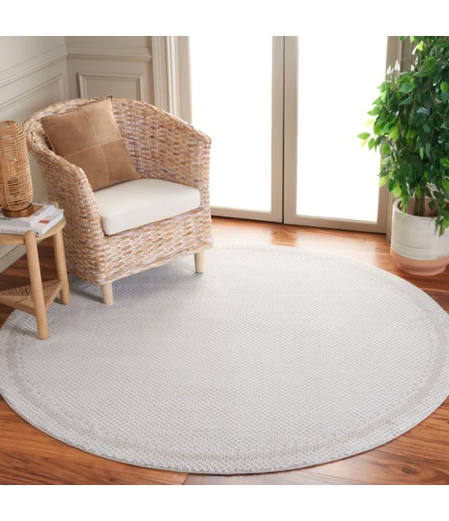 Safavieh Continental Light Grey / Dark Grey CON118 6 ft. 7 in. X 6 ft. 7 in. Round Rug