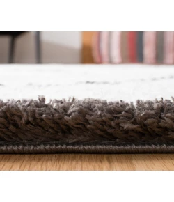 Safavieh Carmella Shag  Cream / Grey CRM226 6 ft. 7 in. X 6 ft. 7 in. Square Rug