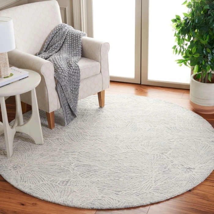Safavieh Ebony Grey / Ivory EBN101 6 ft. X 6 ft. Round Rug