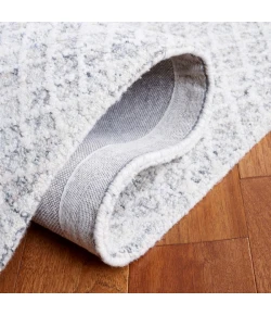 Safavieh Ebony Grey / Ivory EBN103 2 ft. 3 in. X 9 ft. Runner Rug