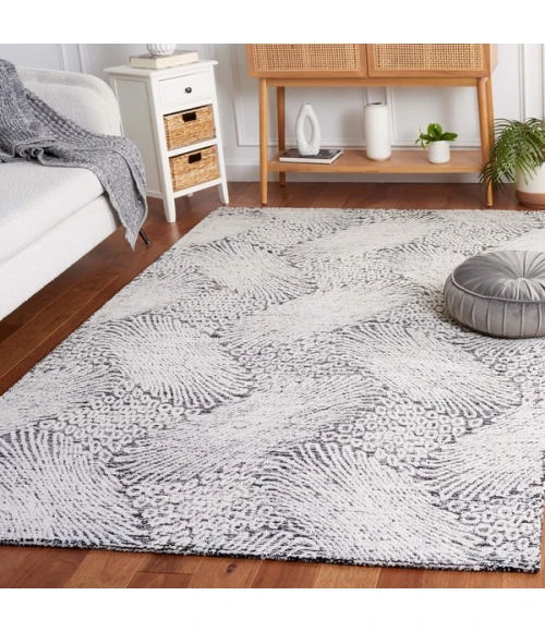Safavieh Ebony Black / Ivory EBN105 4 ft. X 6 ft. Rectangle Rug