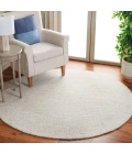 Safavieh Ebony Light Grey / Ivory EBN113 6 ft. X 6 ft. Round Rug