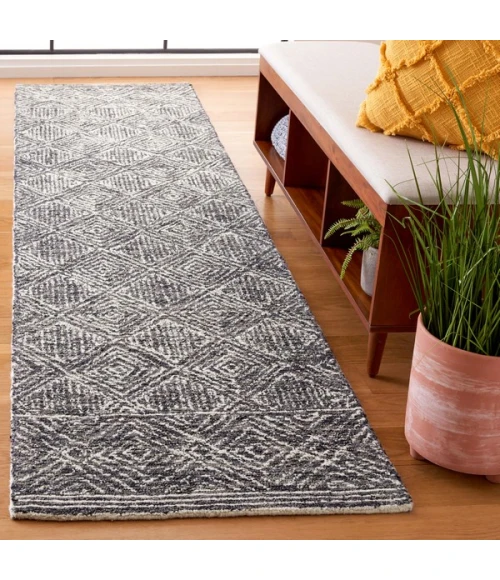 Safavieh Ebony Silver / Black EBN204 2 ft. 3 in. X 9 ft. Runner Rug