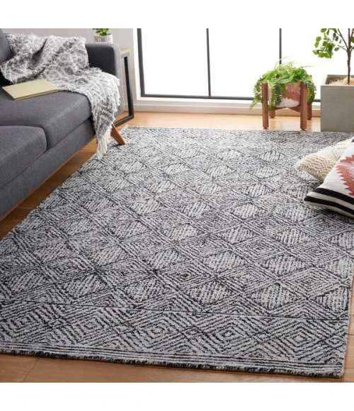 Safavieh Ebony Silver / Black EBN204 5 ft. X 8 ft. Rectangle Rug
