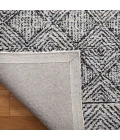 Safavieh Ebony Silver / Black EBN204 6 ft. X 6 ft. Square Rug