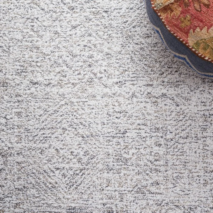 Safavieh Ebony Grey / Ivory EBN207 2 ft. 3 in. X 9 ft. Runner Rug