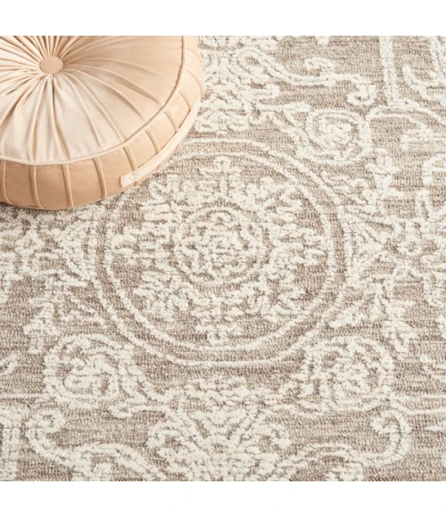 Safavieh Ebony Ivory / Dark Grey EBN309 6 ft. X 9 ft. Rectangle Rug