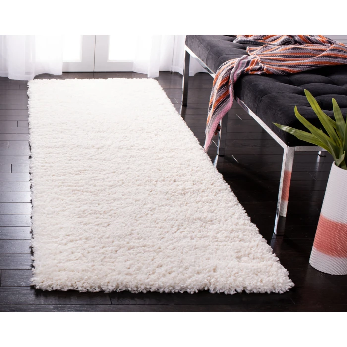 Safavieh Fontana Shag  Ivory FNT800 2 ft. 3 in. X 8 ft. Runner Rug