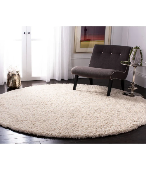 Safavieh Fontana Shag  Creme FNT800 4 ft. X 4 ft. Round Rug