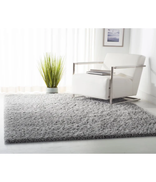 Safavieh Fontana Shag  Grey FNT800 6 ft. 7 in. X 9 ft. Rectangle Rug