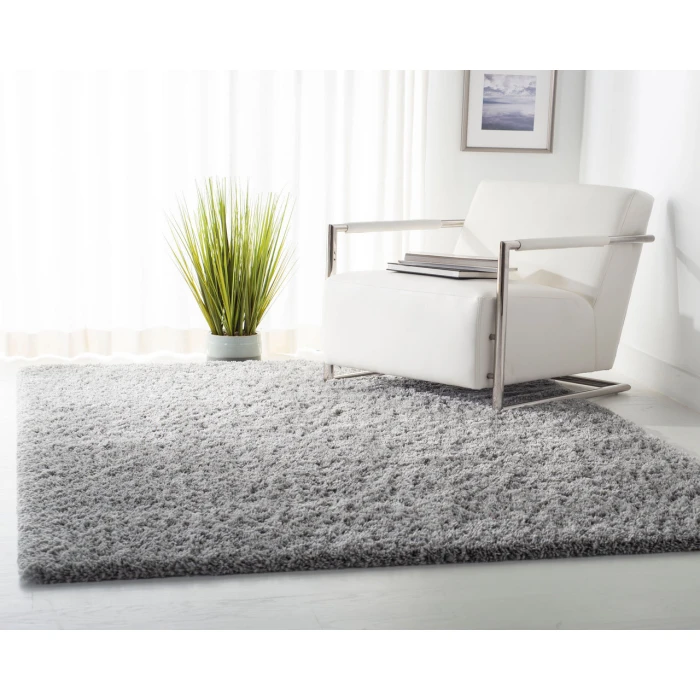 Safavieh Fontana Shag  Grey FNT800 6 ft. 7 in. X 9 ft. Rectangle Rug