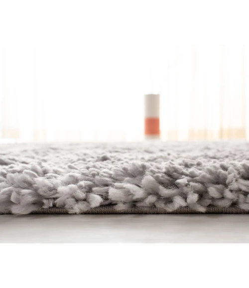 Safavieh Fontana Shag  Grey / Cream FNT815 8 ft. X 10 ft. Rectangle Rug