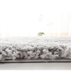 Safavieh Fontana Shag  Grey / Cream FNT818 6 ft. 7 in. X 6 ft. 7 in. Round Rug