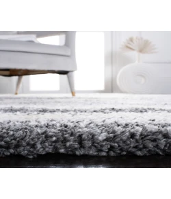 Safavieh Fontana Shag  Grey / Charcoal FNT840 6 ft. 7 in. X 6 ft. 7 in. Round Rug