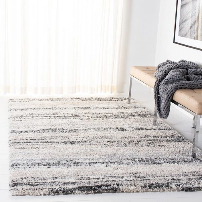 Safavieh Fontana Shag  Ivory / Grey FNT842 5 ft. 3 in. X 7 ft. 6 in. Rectangle Rug