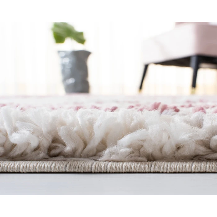 Safavieh Fontana Shag  Ivory / Pink FNT842 6 ft. 7 in. X 6 ft. 7 in. Round Rug