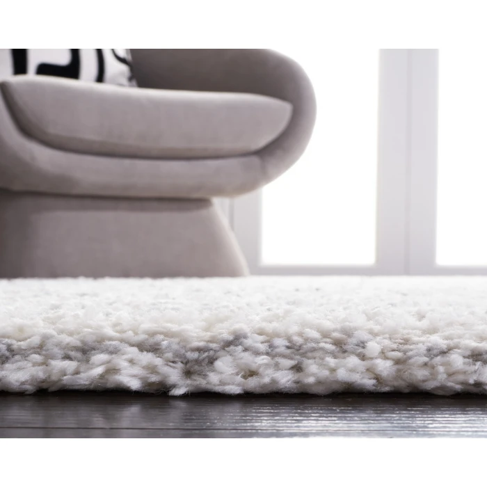 Safavieh Fontana Shag  Ivory / Grey FNT850 5 ft. 3 in. X 5 ft. 3 in. Square Rug