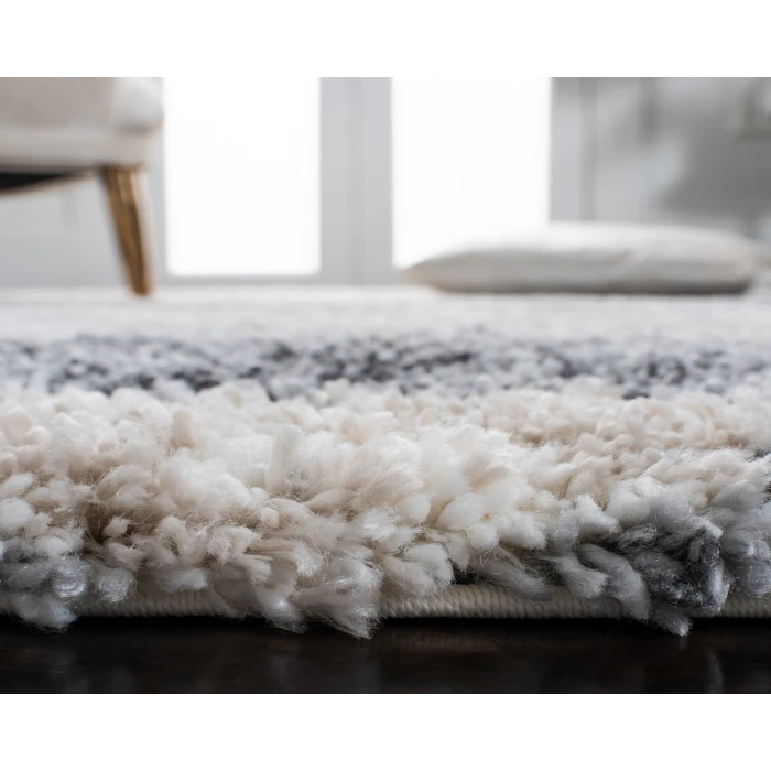 Safavieh Fontana Shag  Grey / Ivory FNT853 3 ft. X 5 ft. Rectangle Rug
