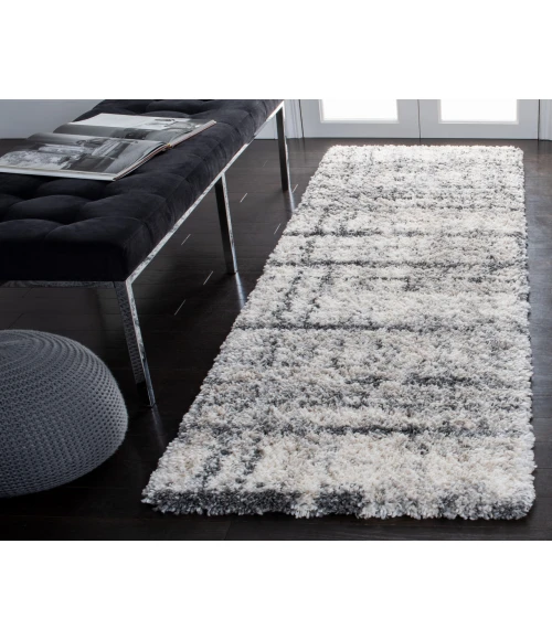 Safavieh Fontana Shag  Ivory / Grey FNT855 2 ft. 3 in. X 12 ft. Runner Rug