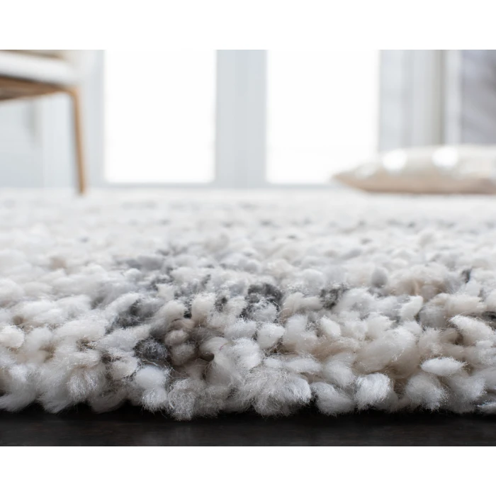 Safavieh Fontana Shag  Ivory / Grey FNT855 6 ft. 7 in. X 6 ft. 7 in. Round Rug