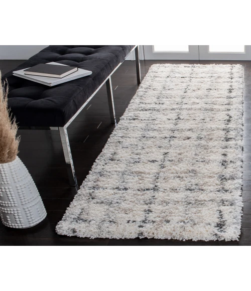 Safavieh Fontana Shag  Grey / Ivory FNT868 10 ft. X 10 ft. Square Rug