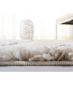 Safavieh Fontana Shag  Grey / Ivory FNT868 3 ft. X 3 ft. Round Rug